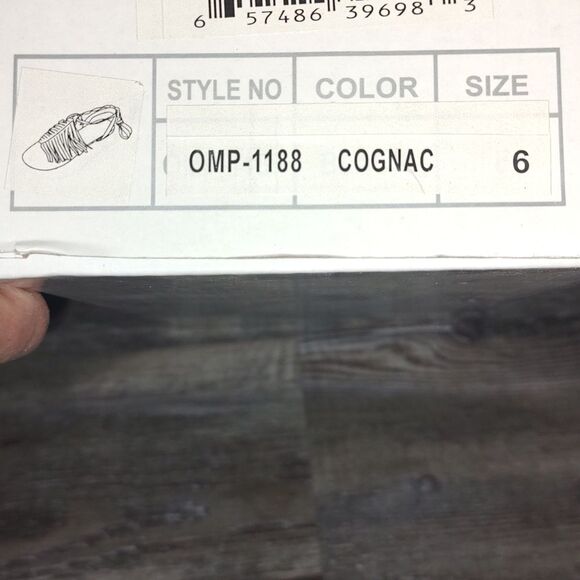 Olivia Miller Cognac Fringe Sandals Sz 6 NIB - Picture 6 of 6